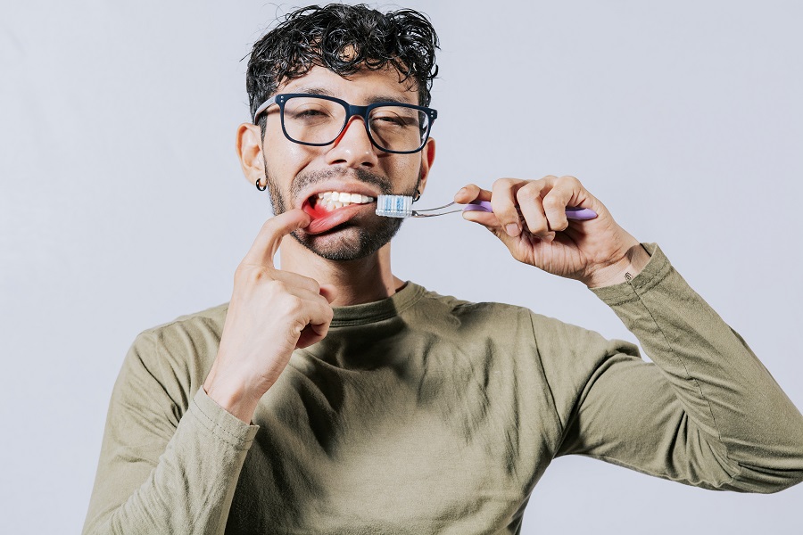 What Are the Causes of Gum Disease?